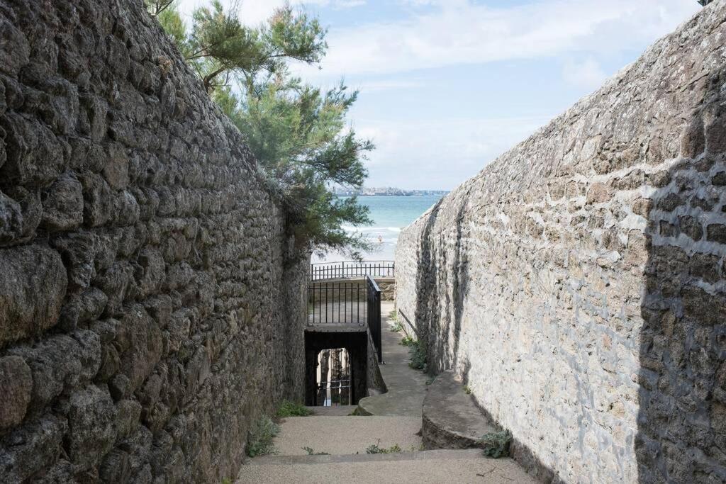 Chez Odette Apartman Saint-Malo Kültér fotó
